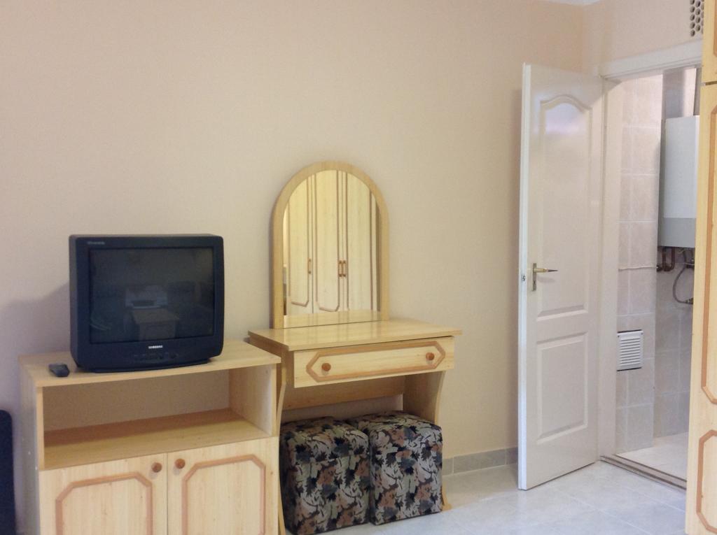 Honved Apartmanhaz Heviz Bagian luar foto