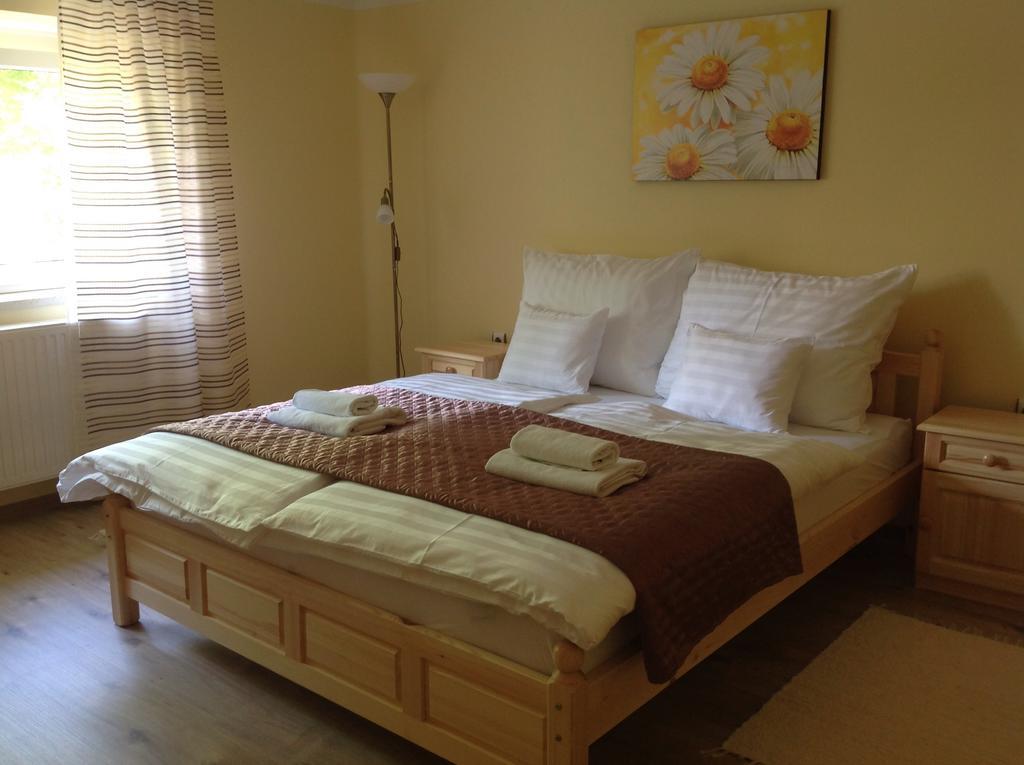 Honved Apartmanhaz Heviz Ruang foto