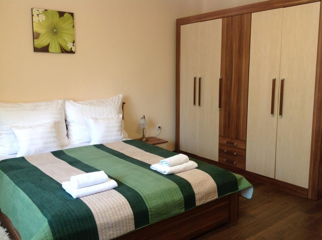 Honved Apartmanhaz Heviz Ruang foto