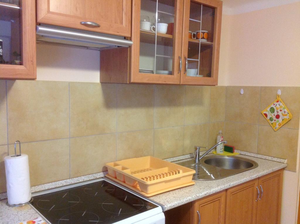 Honved Apartmanhaz Heviz Bagian luar foto